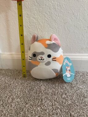 NWT - Tahoe the Tortoiseshell Cat Squishmallow - 5 inches